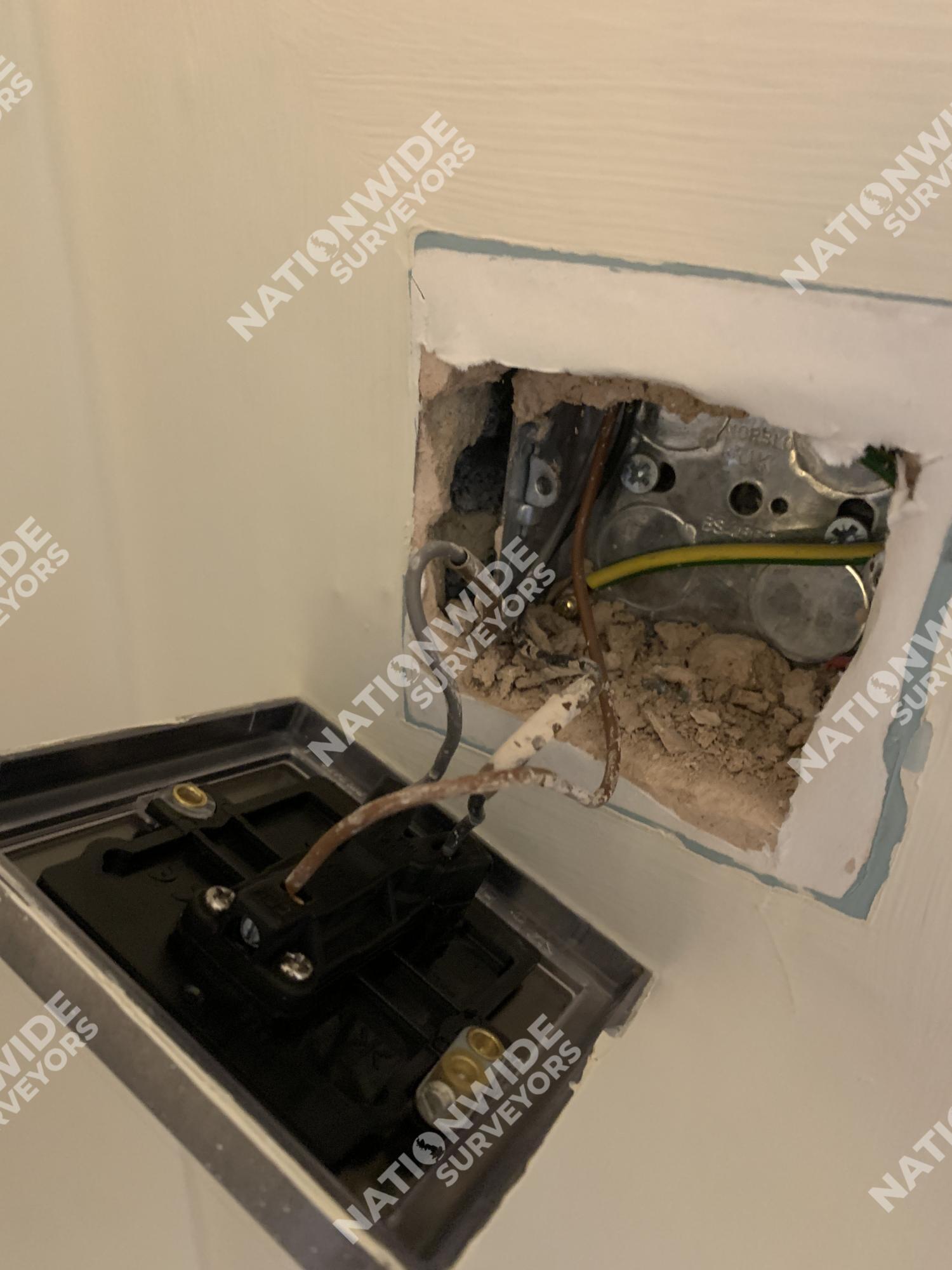 Before Earth Flylead installed Before Flylead installed