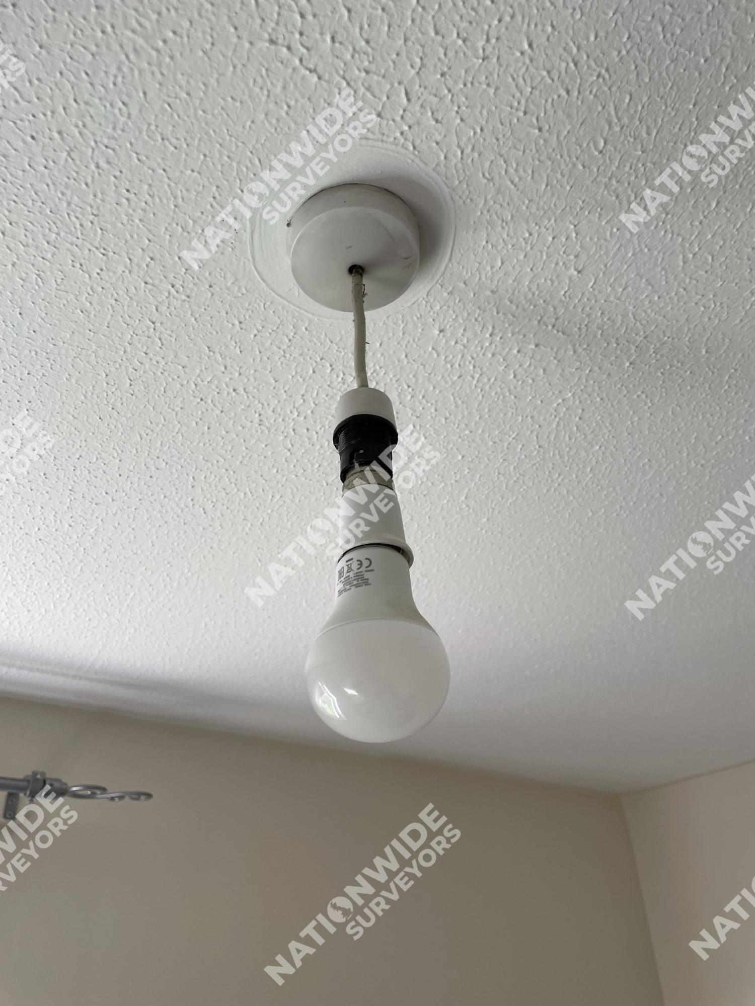 Before Exposed Pendent light Fixed Before Exposed Pendent light Fixed